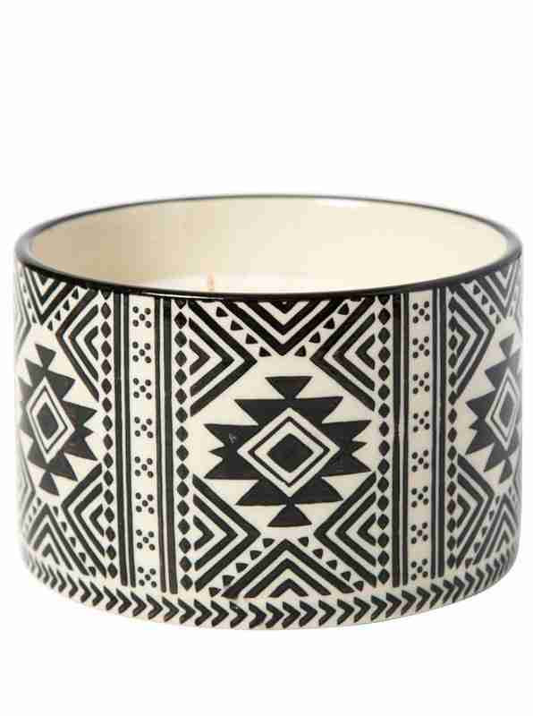 Bric-A-Brac – 13.5 oz Soy Wax Candle – Tobacco & Patchouli