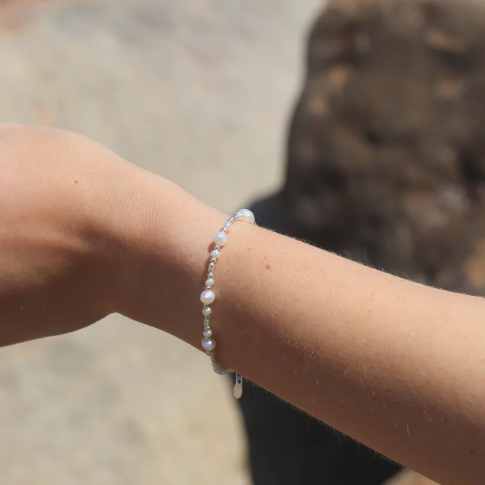 Lilly Bracelet