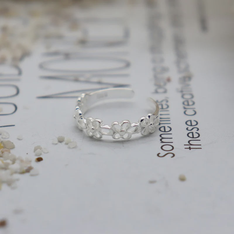 Petal Toe Ring