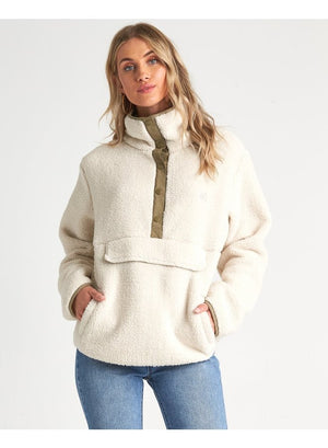 Switchback Pullover