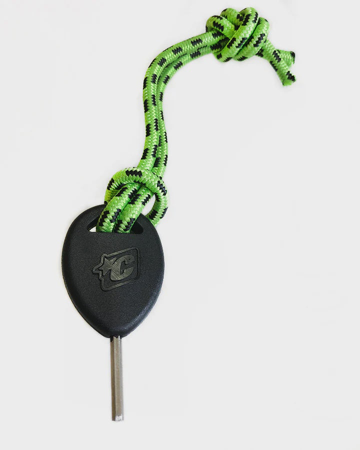 CREATURES FIN KEY & LEASH STRING