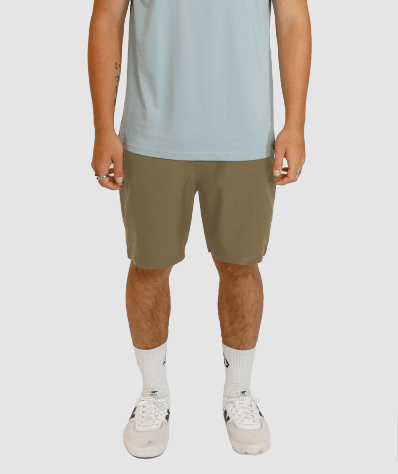 AU Cross Shred Elastic Waist Shorts 18"